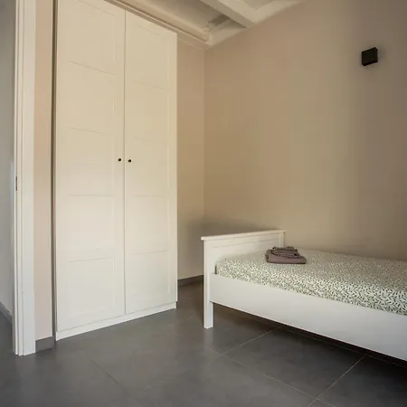 Tivano, Vista Mozzafiato Villa
