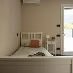 Tivano, Vista Mozzafiato Villa *