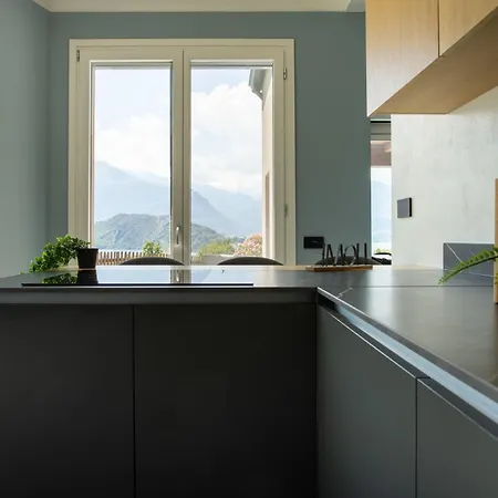 Tivano, Vista Mozzafiato Colico