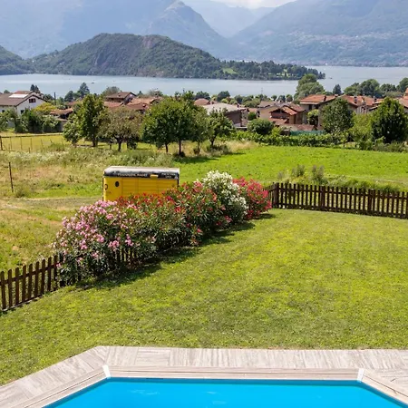 Tivano, Vista Mozzafiato Villa *