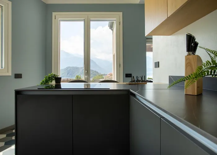 Tivano, Vista Mozzafiato Colico