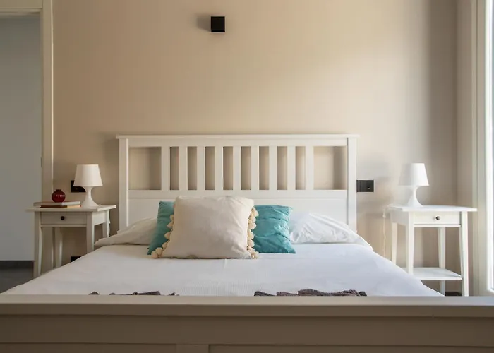 Tivano, Vista Mozzafiato Villa Colico