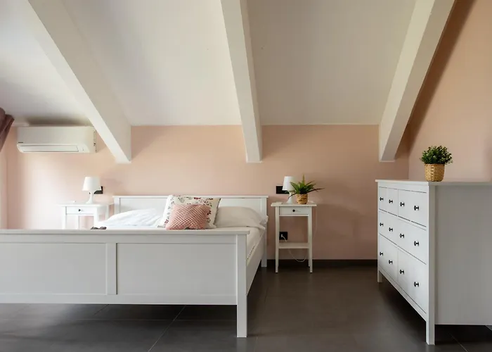 Villa Tivano, Vista Mozzafiato Colico