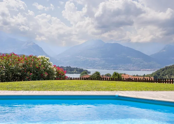 Tivano, Vista Mozzafiato Villa