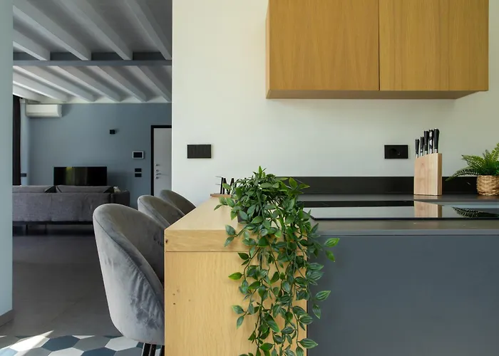 Tivano, Vista Mozzafiato Colico