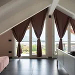 Villa Tivano, Vista Mozzafiato
