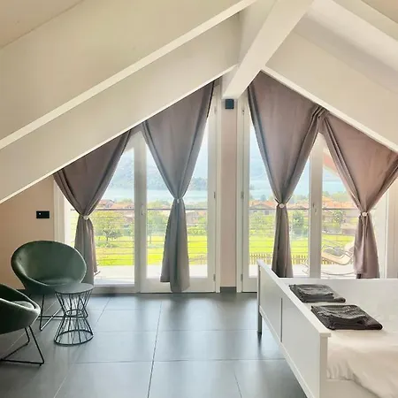 Tivano, Vista Mozzafiato Villa *