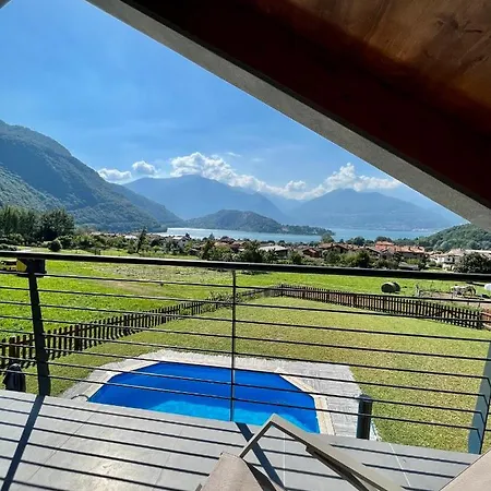 Tivano, Vista Mozzafiato Villa *