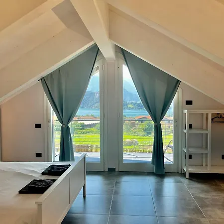 Villa Tivano, Vista Mozzafiato Colico